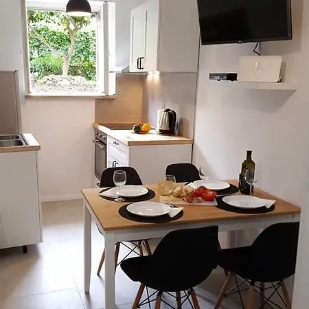 Apartman Lemon *